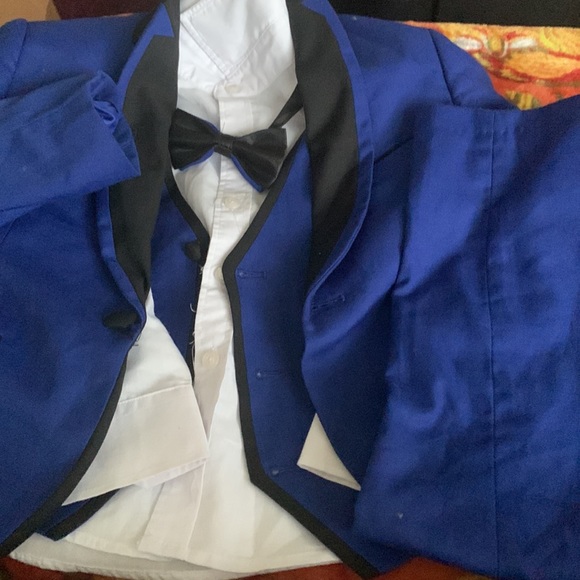 Kids World 4T Suit - Picture 2 of 7